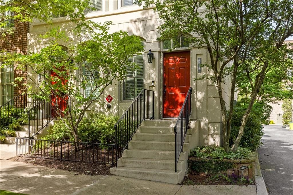 2 bedroom, 2 bathroom condominium sold at 461 Bartram Street A, Atlanta, GA 30316