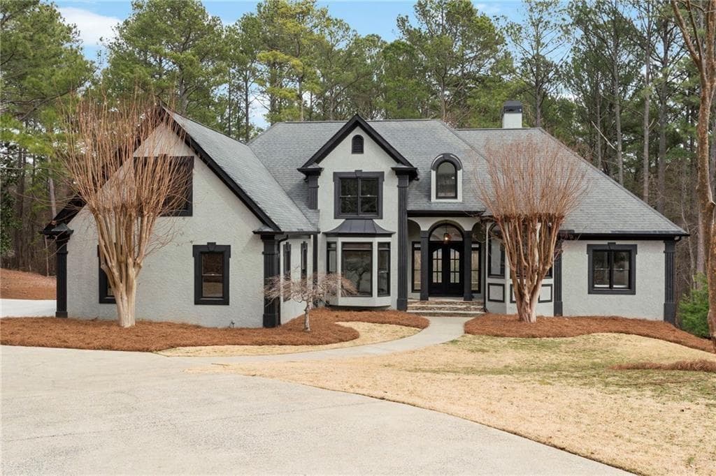 8 bedroom, 6 bathroom, 6,530 sq ft single family residence sold at 1066 Fairway Valley Drive, Woodstock, GA 30189