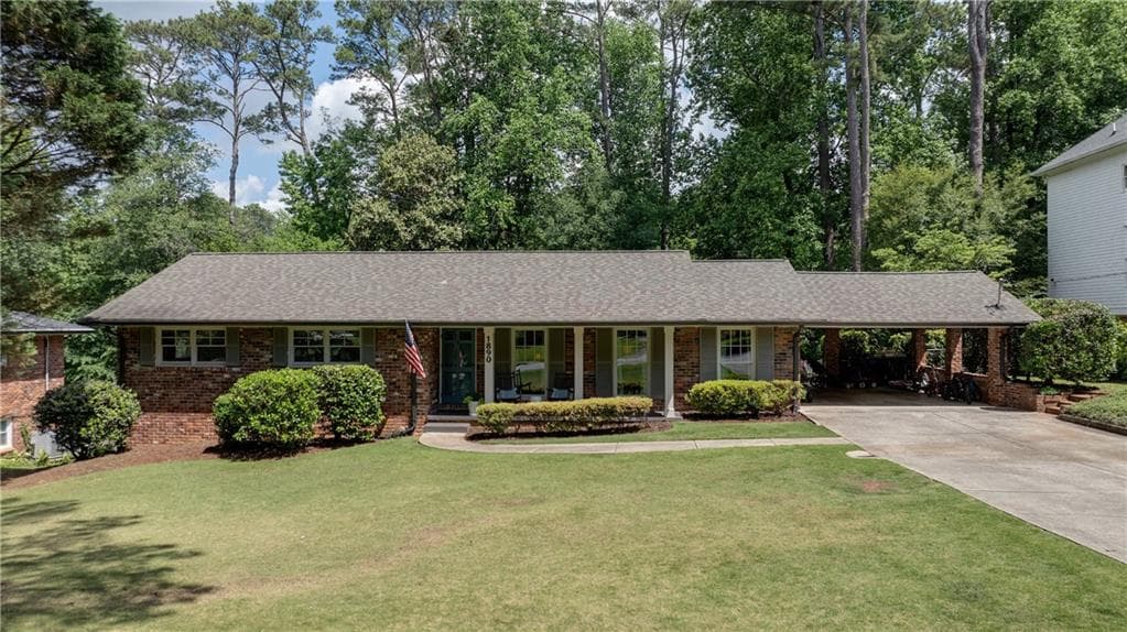 3 bedroom, 2 bathroom single family residence sold at 1890 Silvastone Drive, Decatur, GA 30033