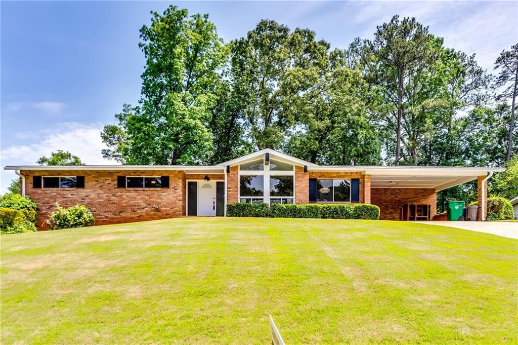 4 bedroom, 3 bathroom single family residence sold at 2668 Kings Park Circle, Decatur, GA 30034