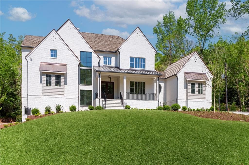 6 bedroom, 8 bathroom, 6,963 sq ft single family residence sold at 541 Londonberry Road, Atlanta, GA 30327