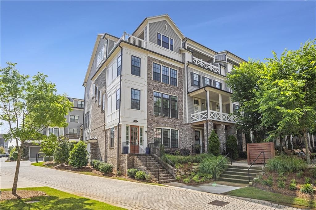 4 bedroom, 5 bathroom townhouse sold at 392 Concord Street, Alpharetta, GA 30009