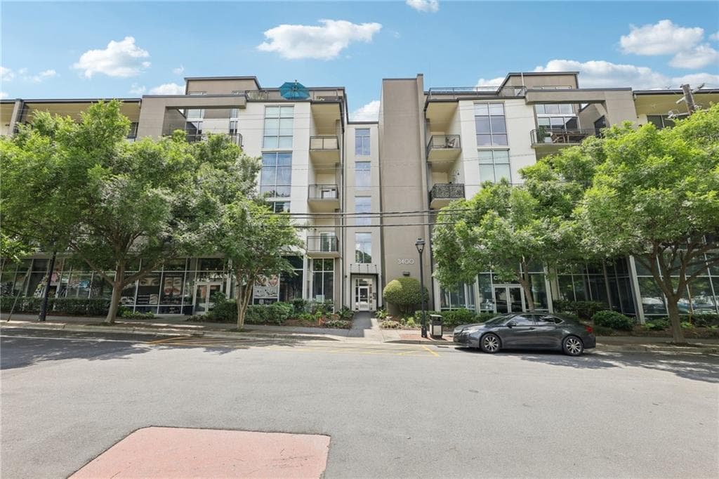 2 bedroom, 2 bathroom, 1,020 sq ft condominium sold at 3400 Malone Drive 303, Atlanta, GA 30341