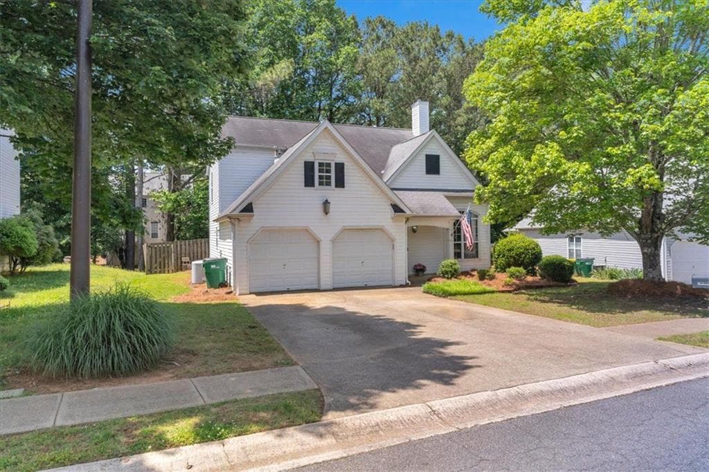 3 bedroom, 2 bathroom, 1,648 sq ft single family residence sold at 141 WEATHERSTONE Drive, Woodstock, GA 30188