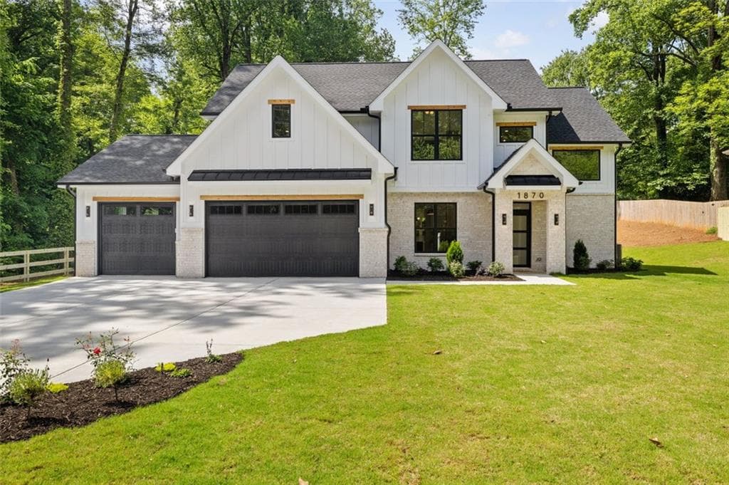 4 bedroom, 4 bathroom single family residence sold at 1870 TWIN BRANCH Drive, Marietta, GA 30062