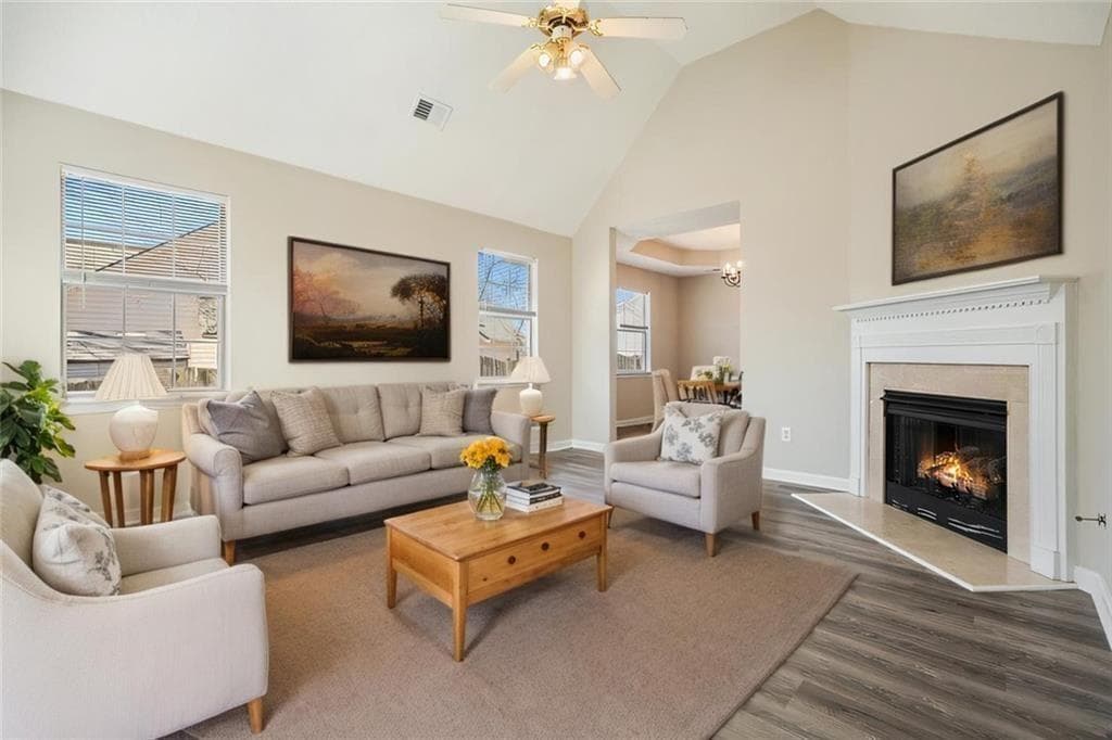 2 bedroom, 2 bathroom single family residence sold at 43 Pointe North Drive, Cartersville, GA 30120