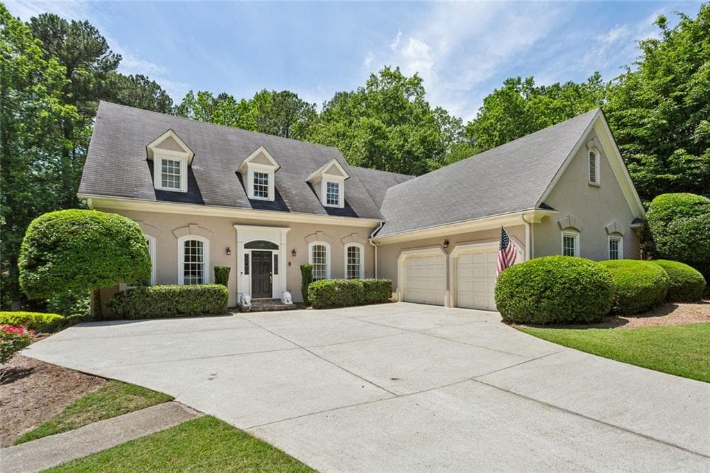 4 bedroom, 5 bathroom, 5,831 sq ft single family residence sold at 4070 Ridgehurst Drive, Smyrna, GA 30080