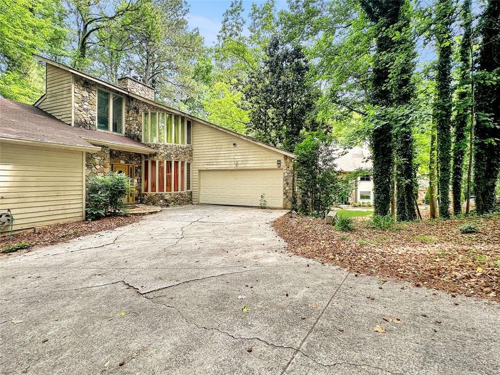 10320 CRESCENT RIDGE Drive, Roswell, GA 30076 — most recent listing photo