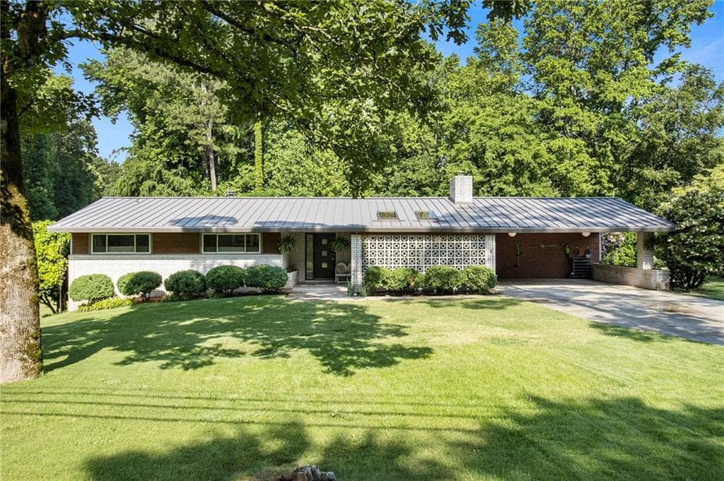 4 bedroom, 3 bathroom single family residence sold at 4020 N Cooper Lake Road, Smyrna, GA 30082