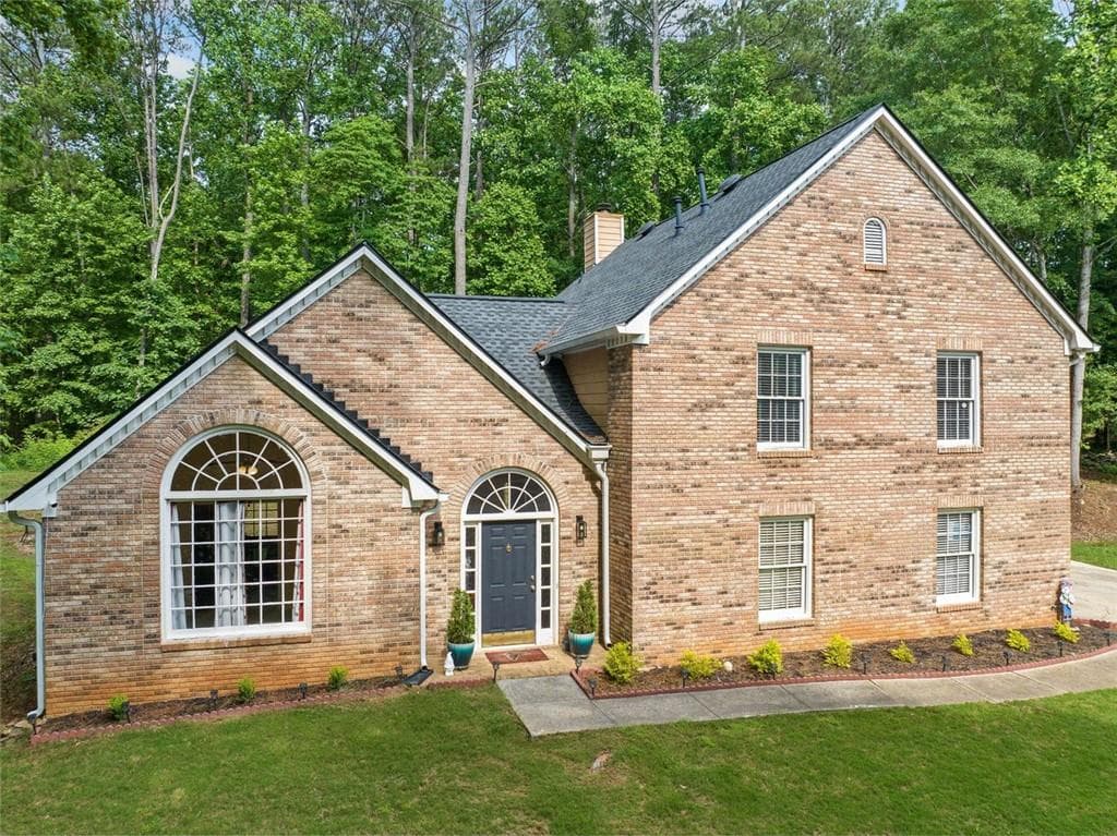 4 bedroom, 3 bathroom, 2,246 sq ft single family residence sold at 8035 CANTER Lane, Alpharetta, GA 30009