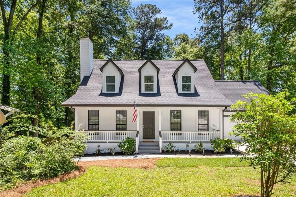 3 bedroom, 3 bathroom, 1,472 sq ft single family residence sold at 944 Pine Ridge Drive, Stone Mountain, GA 30087