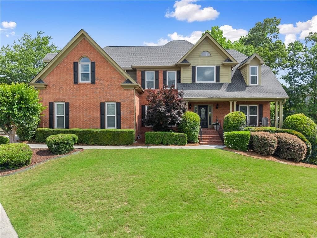 5 bedroom, 5 bathroom single family residence sold at 4955 Winding Rose Drive, Suwanee, GA 30024