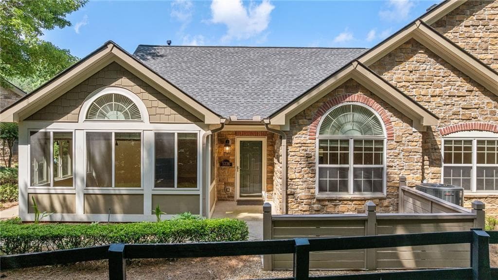 2 bedroom, 2 bathroom condominium sold at 5336 Stone Village Circle 2, Kennesaw, GA 30152