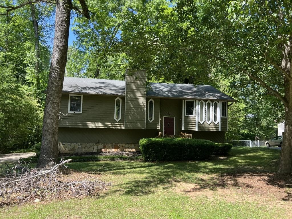 4 bedroom, 3 bathroom, 1,224 sq ft single family residence sold at 816 Cedar Lake Drive, Conyers, GA 30094