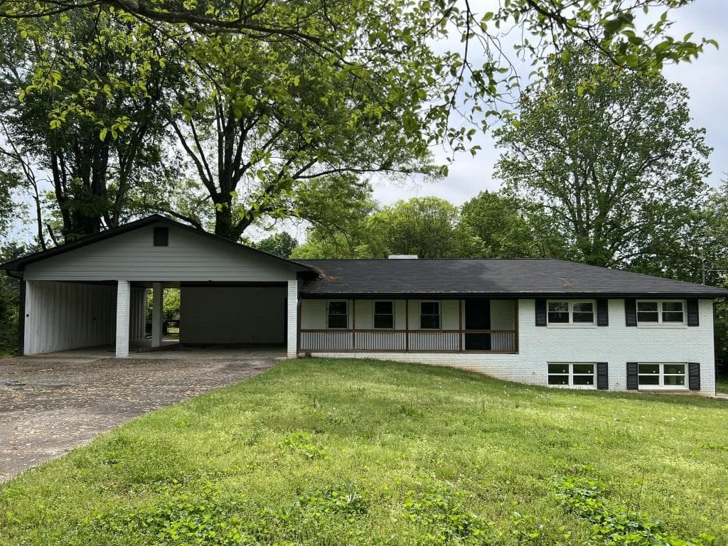 644 Cambridge Drive, Marietta, GA 30066 — most recent listing photo