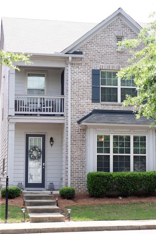 3 bedroom, 3 bathroom townhouse sold at 7699 Cabrini Place, Fairburn, GA 30213