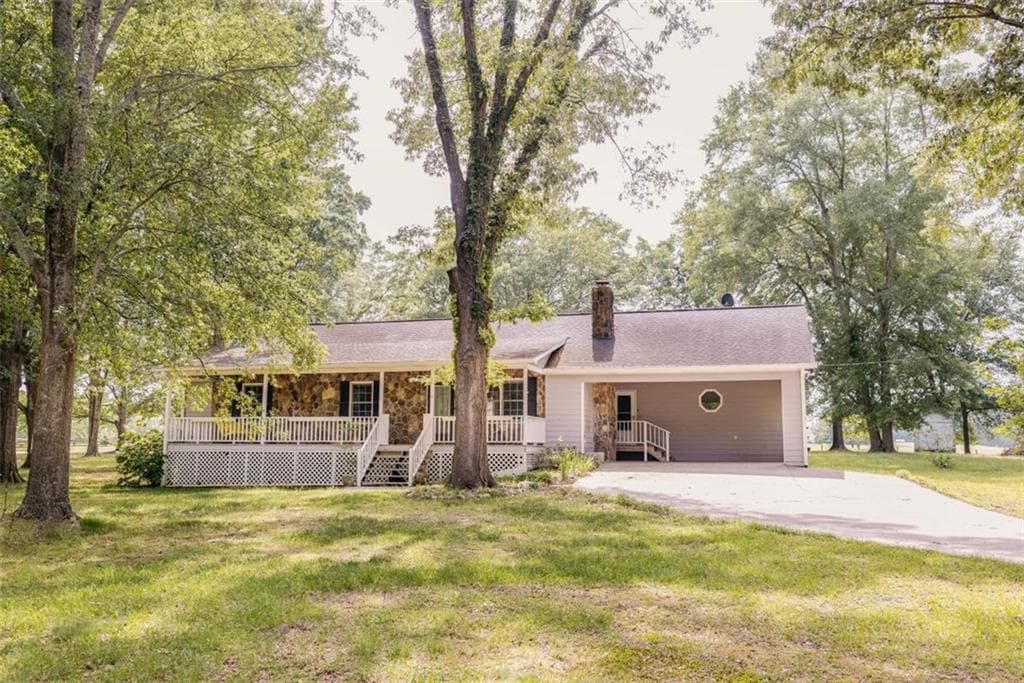3 bedroom, 2 bathroom single family residence sold at 298 P J Roberts Road, Jefferson, GA 30549