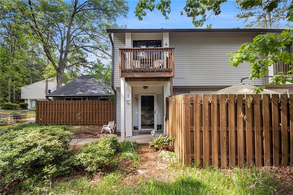 2 bedroom, 2 bathroom condominium sold at 82 Twiggs Corner, Peachtree City, GA 30269