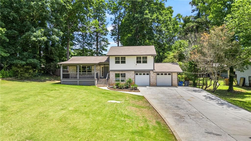 3 bedroom, 2 bathroom, 1,800 sq ft single family residence sold at 919 Rock Oak Lane, Lawrenceville, GA 30046