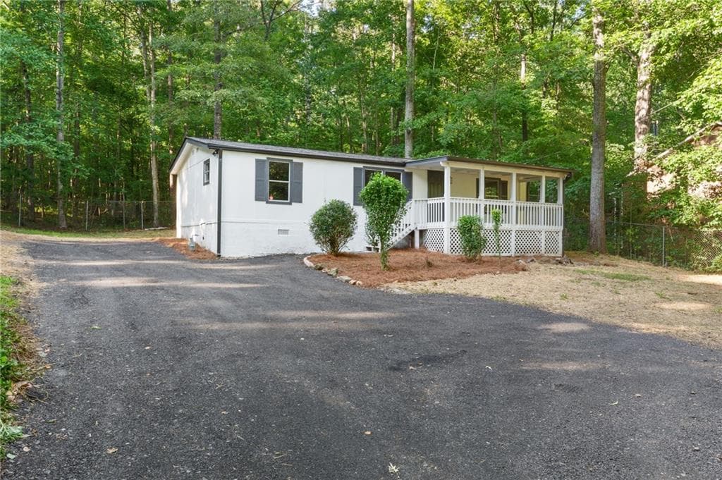4212 Bryan Drive, Acworth, GA 30102 — most recent listing photo
