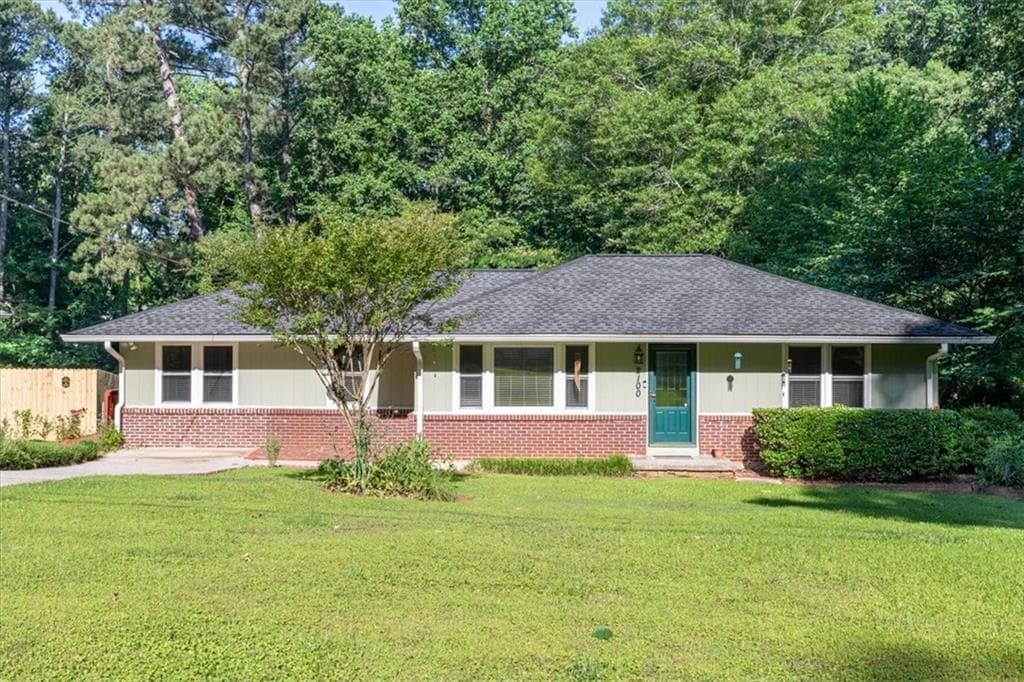 3 bedroom, 2 bathroom single family residence sold at 2100 Shady Lane, Tucker, GA 30084