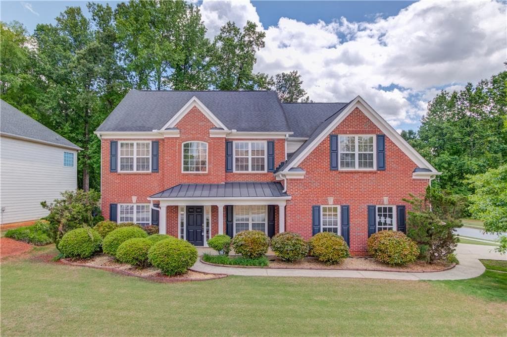 5 bedroom, 3 bathroom, 2,745 sq ft single family residence sold at 1657 Hampton Woods Way, Lawrenceville, GA 30043