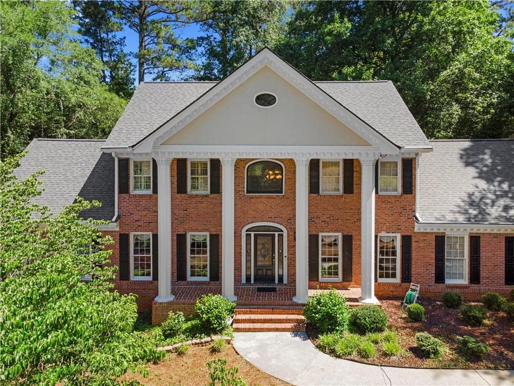5 bedroom, 4 bathroom single family residence sold at 2595 Winthrope Way, Lawrenceville, GA 30044