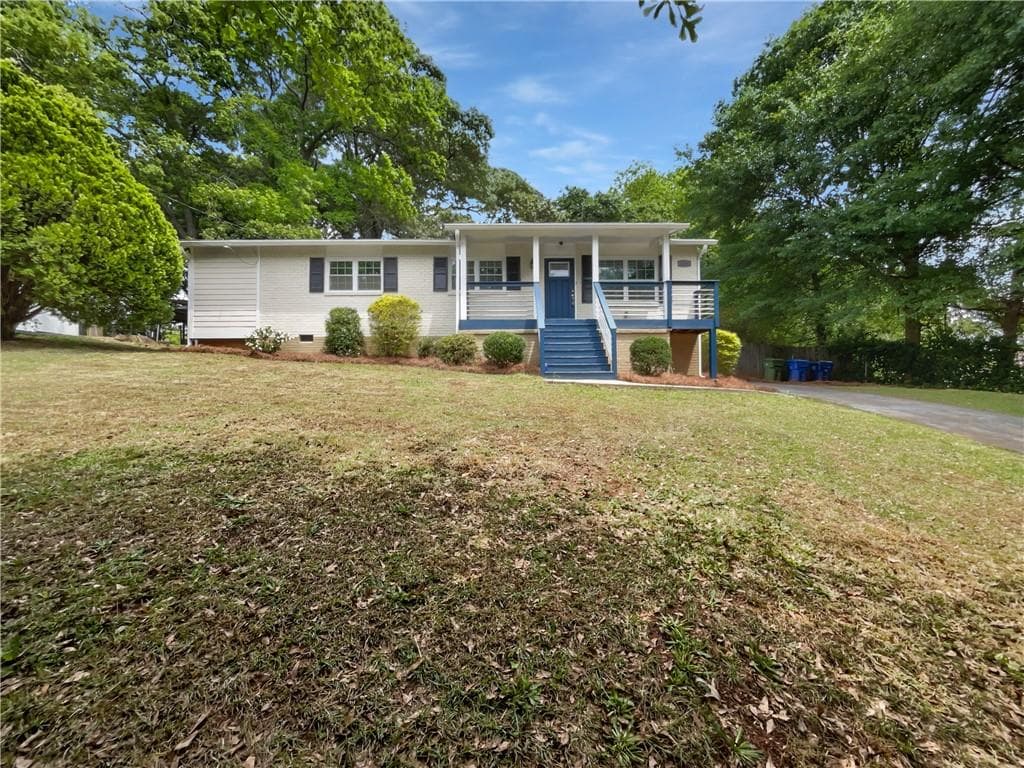 3 bedroom, 2 bathroom, 1,033 sq ft single family residence sold at 1886 Akron Drive, Atlanta, GA 30315