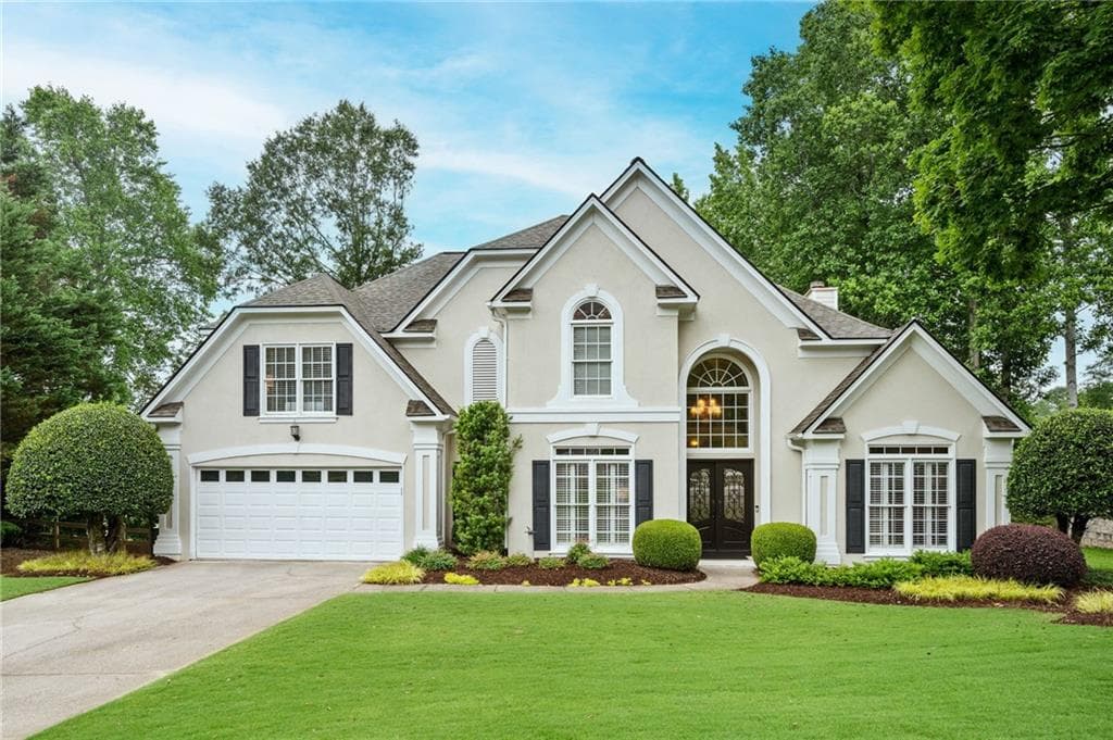 725 Heathland Drive, Roswell, GA 30075 — most recent listing photo