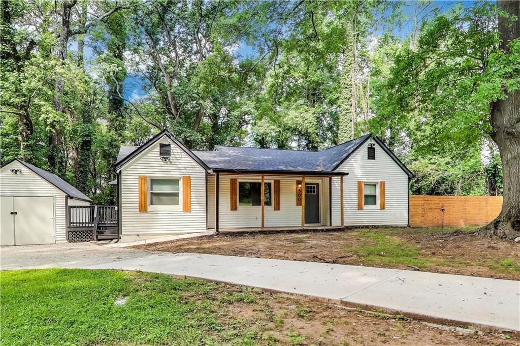 3 bedroom, 2 bathroom, 1,592 sq ft single family residence sold at 500 Pomoma Circle, Atlanta, GA 30315