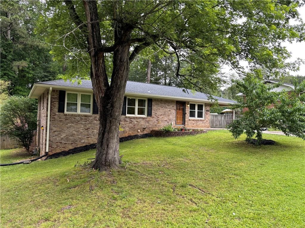 3 bedroom, 3 bathroom, 2,145 sq ft single family residence sold at 2575 Dobbs Drive, Kennesaw, GA 30152