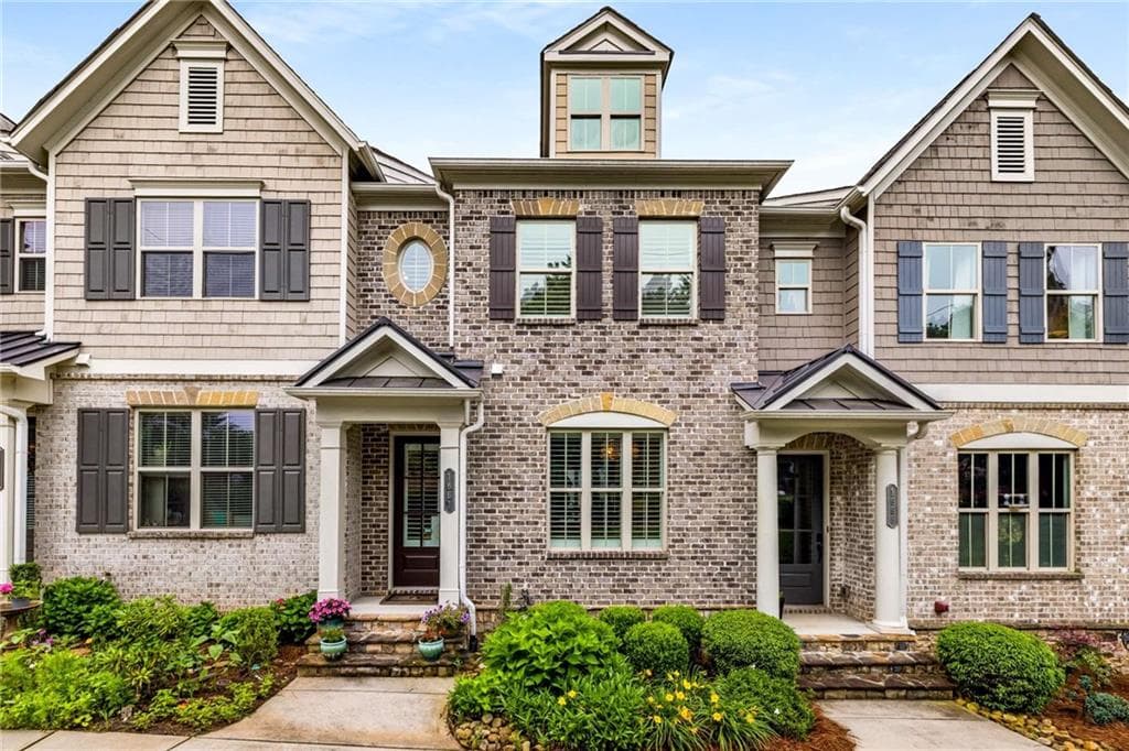 3 bedroom, 4 bathroom, 2,150 sq ft townhouse sold at 1661 Hammock Drive, Smyrna, GA 30080