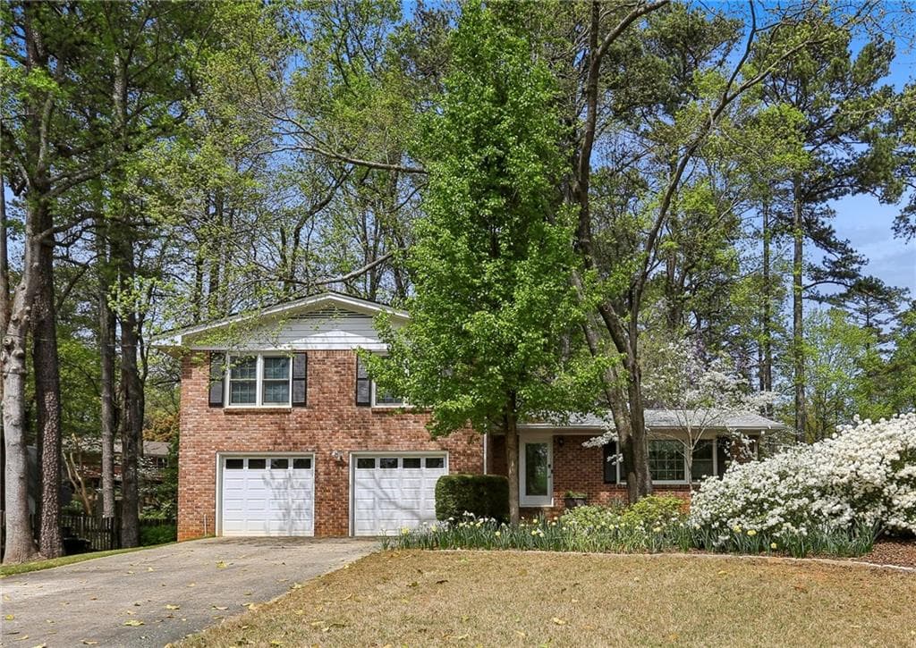 4 bedroom, 3 bathroom, 2,490 sq ft single family residence sold at 2516 Cherry Hill Lane, Atlanta, GA 30360