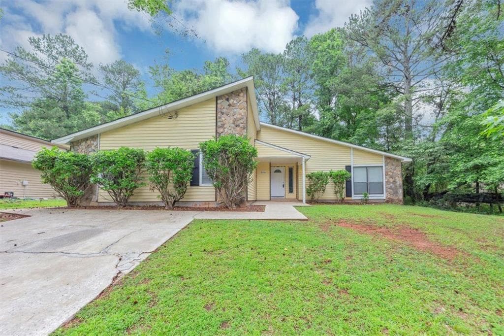 6350 MOZART Drive, Riverdale, GA 30296 — most recent listing photo