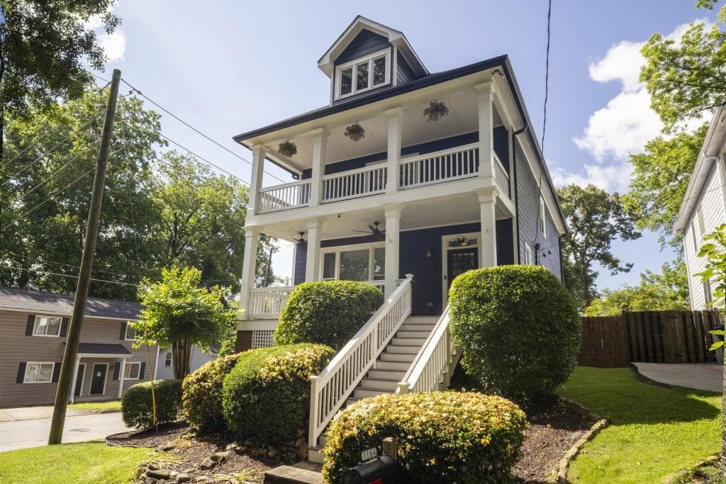 3 bedroom, 3 bathroom, 1,728 sq ft single family residence sold at 1164 Baylor Street, Atlanta, GA 30318