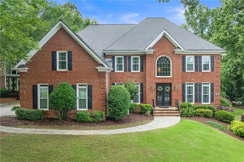 6 bedroom, 6 bathroom, 6,000 sq ft single family residence sold at 9595 Rod Road, Alpharetta, GA 30022