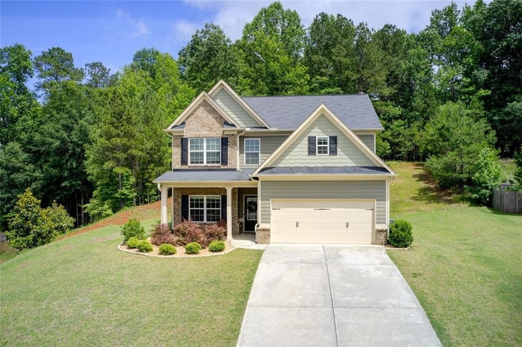 4 bedroom, 3 bathroom, 2,293 sq ft single family residence sold at 1300 Jefferson Walk Circle, Jefferson, GA 30549