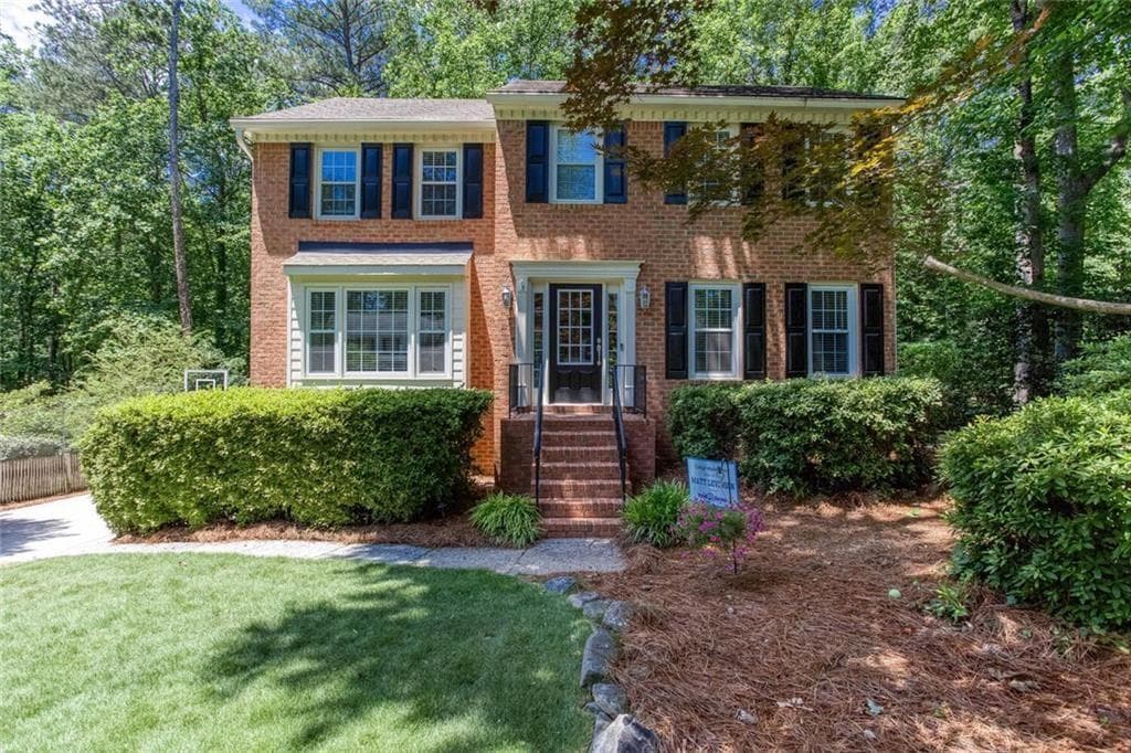 4 bedroom, 4 bathroom, 2,800 sq ft single family residence sold at 2122 Rockland Court, Marietta, GA 30062