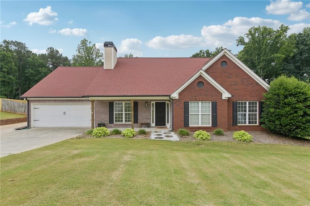 3 bedroom, 2 bathroom, 2,282 sq ft single family residence sold at 219 Summit Chase Drive, Jefferson, GA 30549