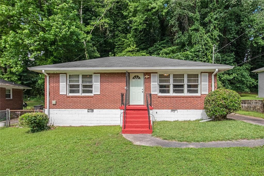 2 bedroom, 1 bathroom single family residence sold at 2329 Polar Rock Avenue, Atlanta, GA 30315