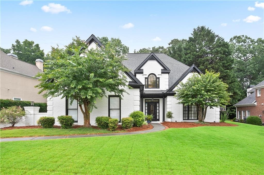 4 bedroom, 5 bathroom, 4,411 sq ft single family residence sold at 2714 Twin Leaf Trail, Marietta, GA 30062