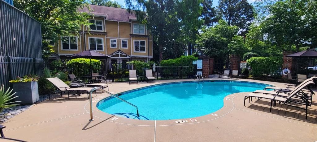 3 bedroom, 4 bathroom, 1,650 sq ft townhouse sold at 380 Grant Circle 110, Atlanta, GA 30315