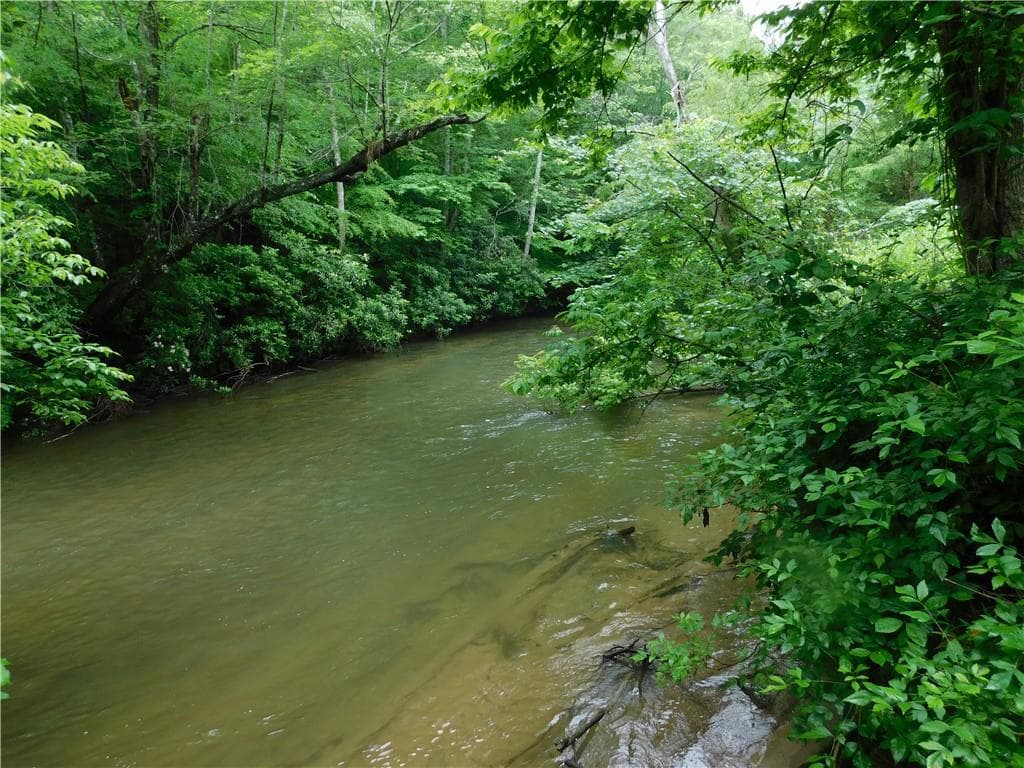 single family residence sold at 610 Tom Bell Odom Road, Dahlonega, GA 30533