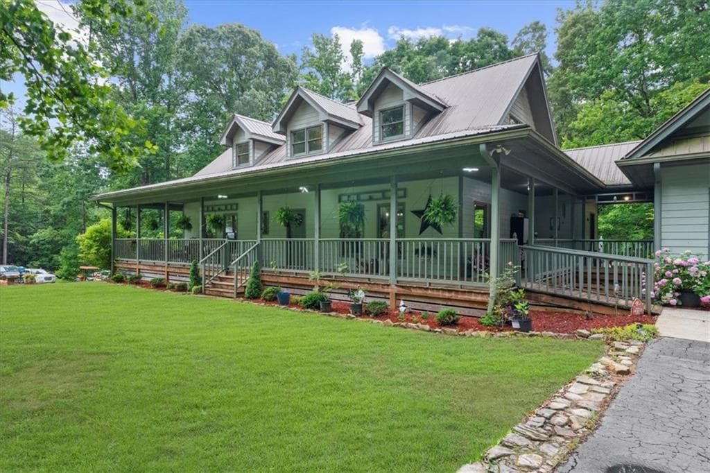 3 bedroom, 4 bathroom, 3,771 sq ft single family residence sold at 1731 Apple Pie Ridge Road, Alto, GA 30510
