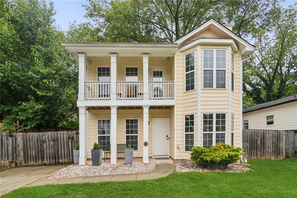 4 bedroom, 3 bathroom, 1,772 sq ft single family residence sold at 1001 Dunning Street, Atlanta, GA 30315