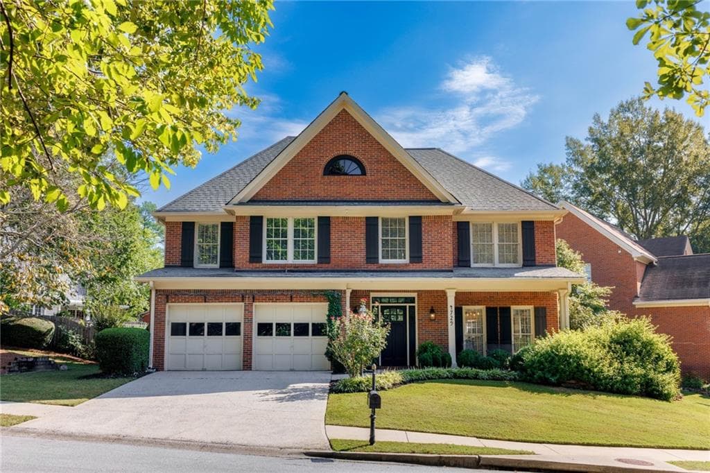 4 bedroom, 3 bathroom, 2,747 sq ft single family residence sold at 4729 Woodland Brook Court, Atlanta, GA 30339