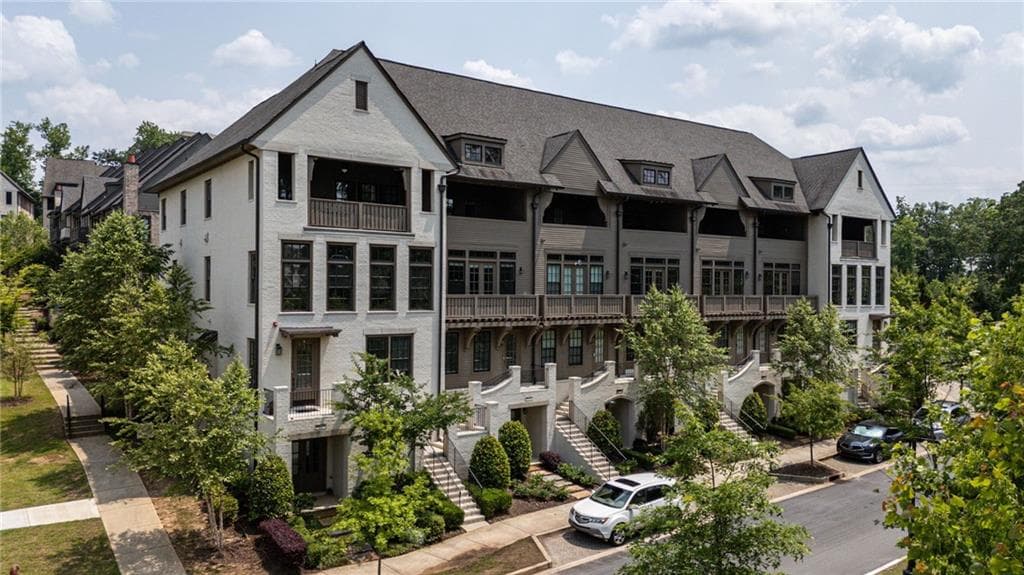 3 bedroom, 4 bathroom, 2,148 sq ft townhouse sold at 6613 Encore Boulevard, Atlanta, GA 30328