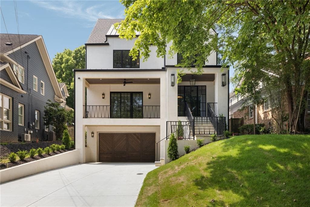 5 bedroom, 7 bathroom, 4,904 sq ft single family residence sold at 555 Orme Circle, Atlanta, GA 30306