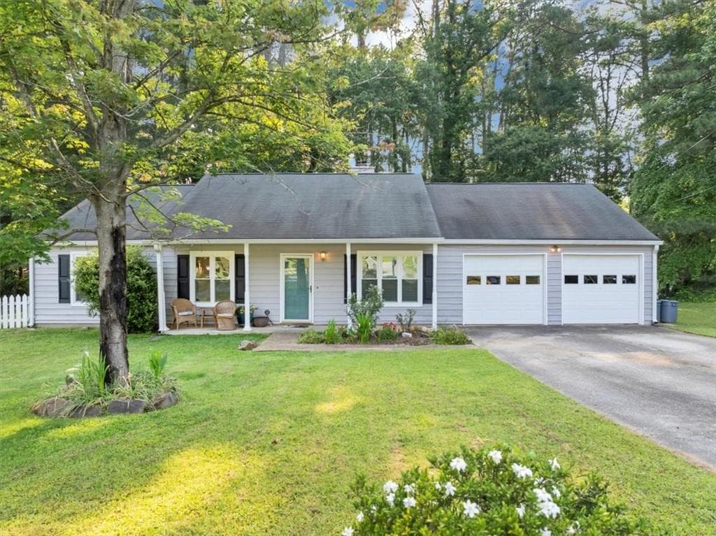 600 River Bend Circle, Smyrna, GA 30082 — most recent listing photo
