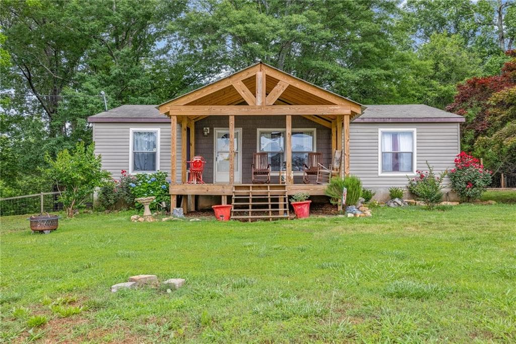 2860 Jack Bryant Circle, Gainesville, GA 30507 — most recent listing photo